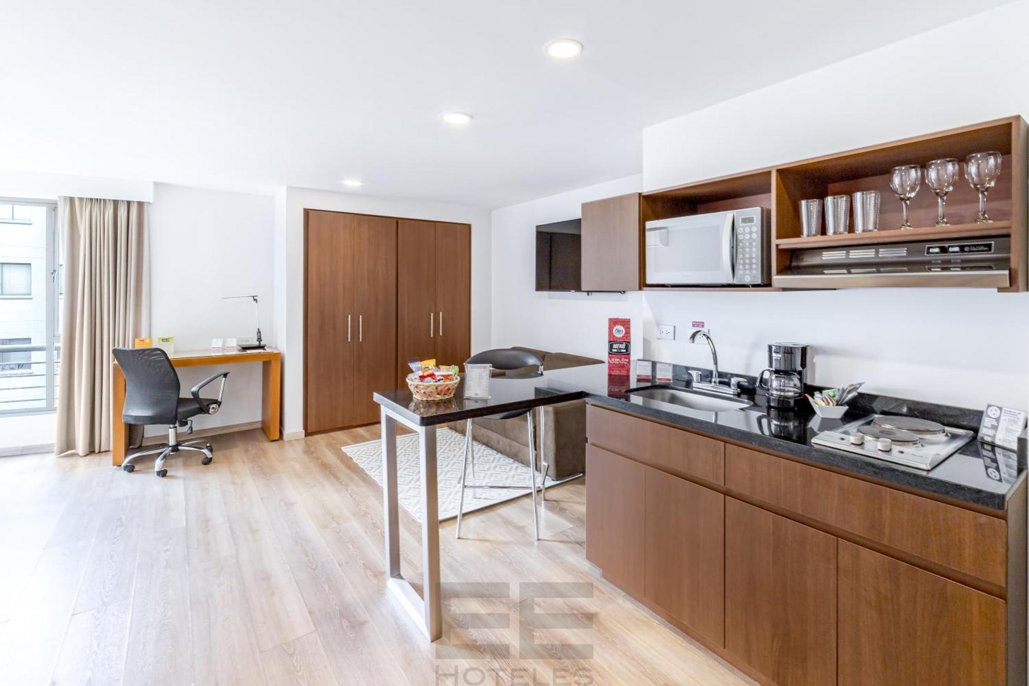 Leblon Suites Hotel ميديلين المظهر الخارجي الصورة